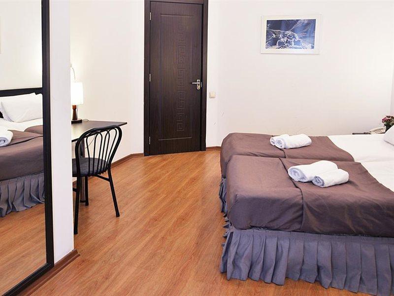 Hotel Corner ティビリシ エクステリア 写真
